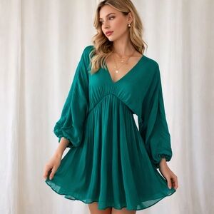Emerald Cocktail Dress | Romantic Flowy Mini